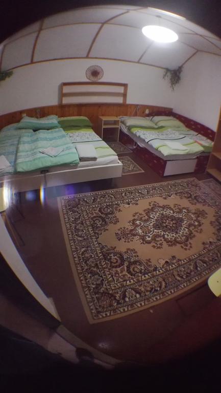 Ubytovanie 184, Bed And Braekfast 184 Stará Lesná Kültér fotó